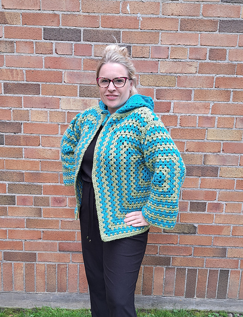 Easy Granny Square Cardigan