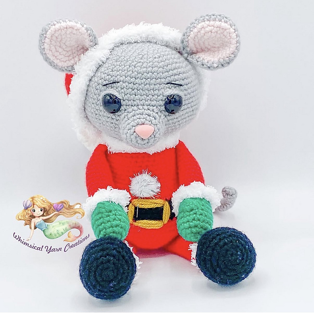 Santa Mouse