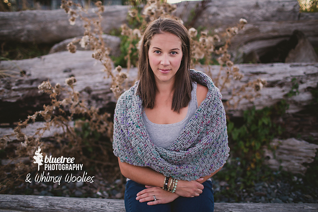 Twisted Infinity Shawl
