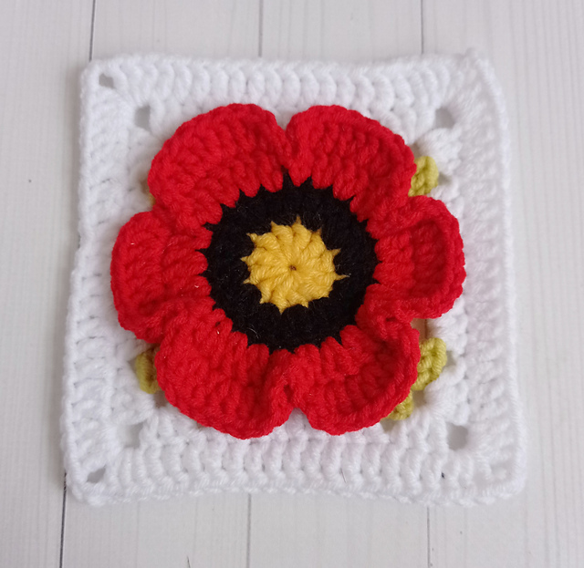 3D Poppy Granny Square