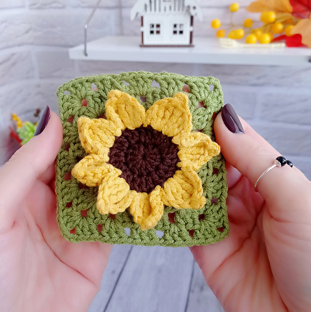 Sunflower Granny Square