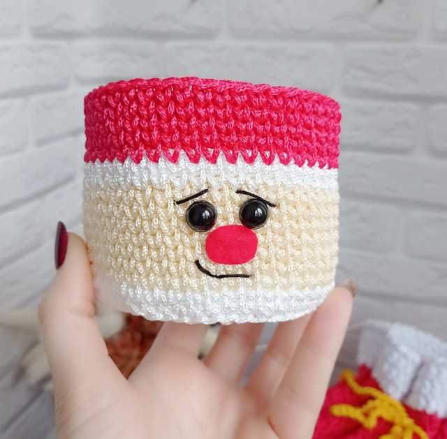 Santa basket