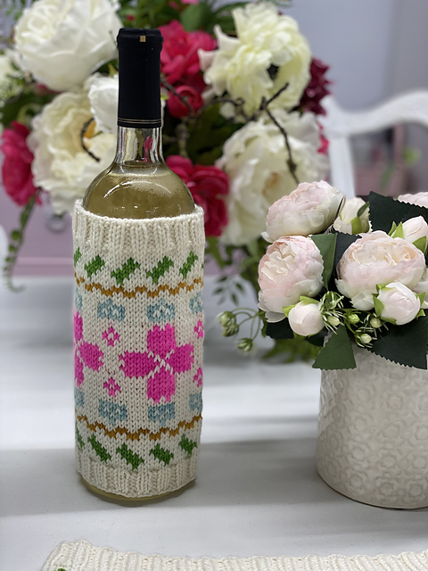 Garden Blooms Bottle Cozy