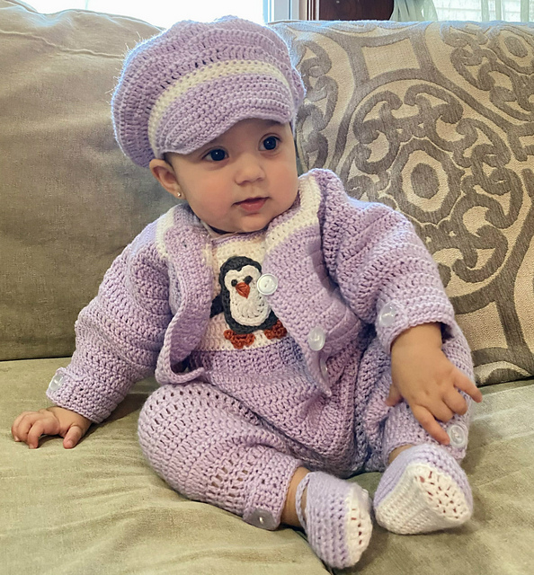 Overalls Outfit with Appliques