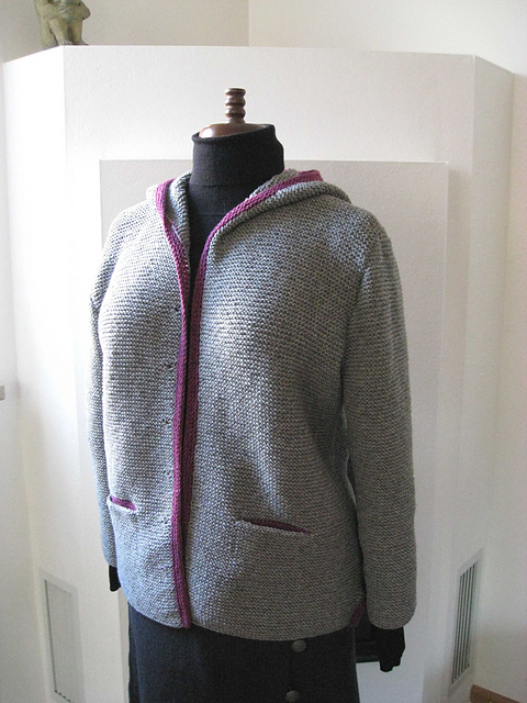# 17 Damen Kapuzenjacke