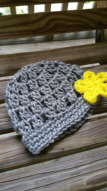 Baby Clusters Hat