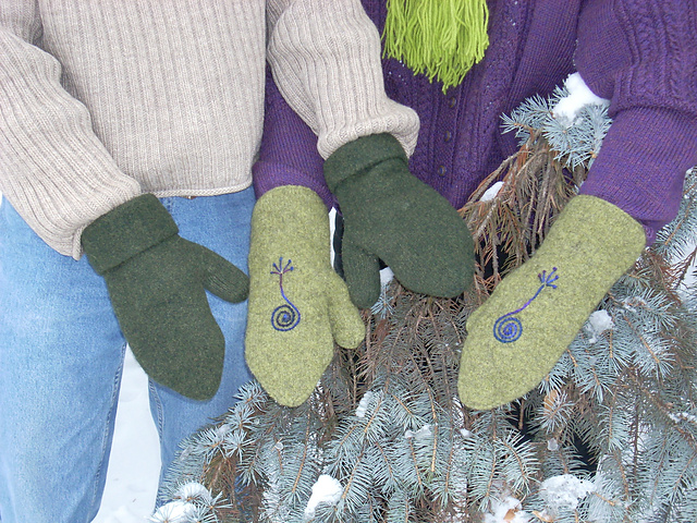 Scandinavian Skating Mittens