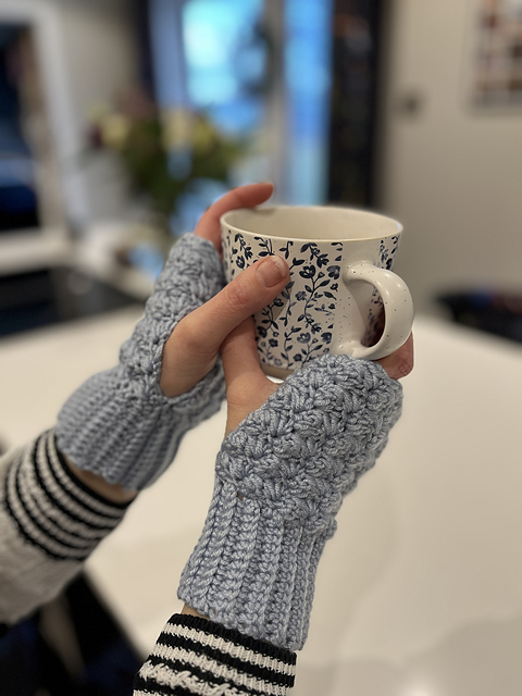 Aspen Fingerless Mitts