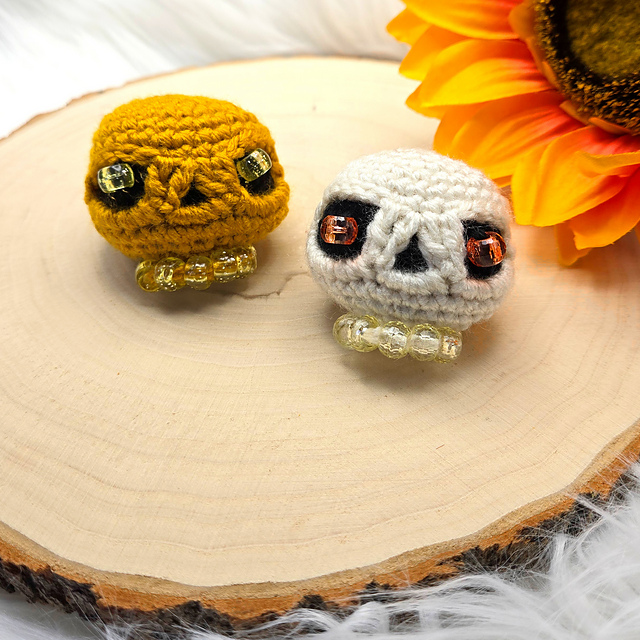 Beaded Fidget Skull