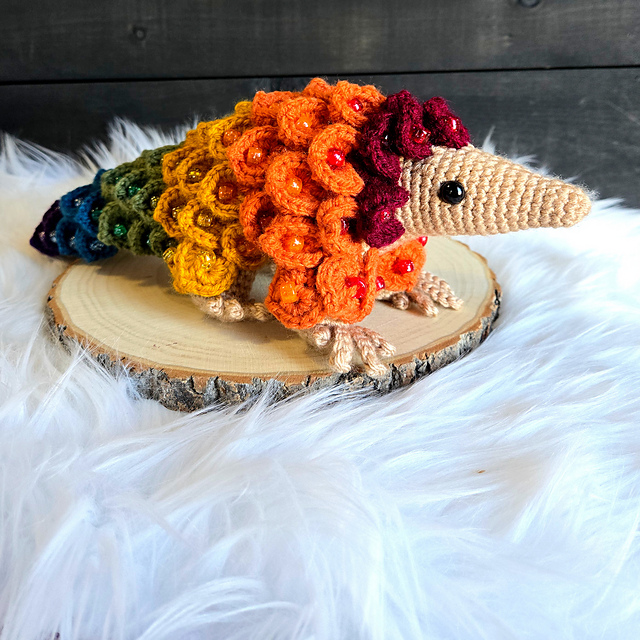 Aureli the Pangolin (Beaded)
