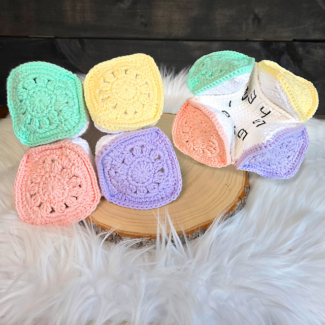 Granny Square Cootie Catcher