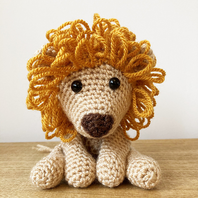 Lion Amigurumi