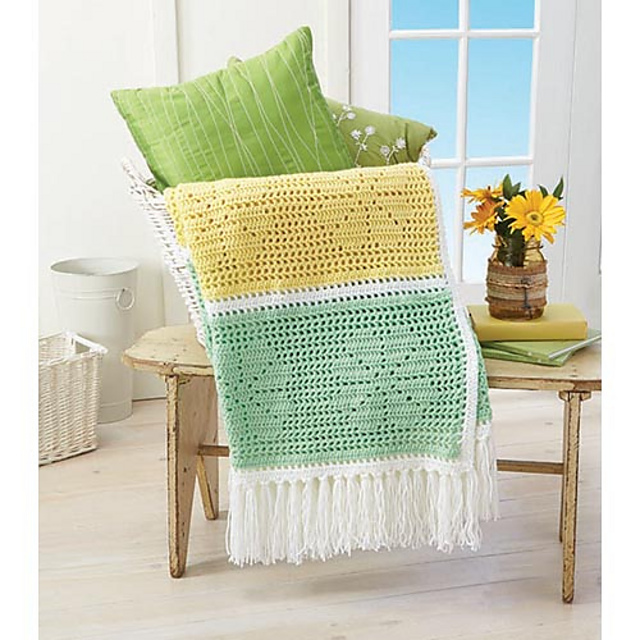 Daisy Filet Throw