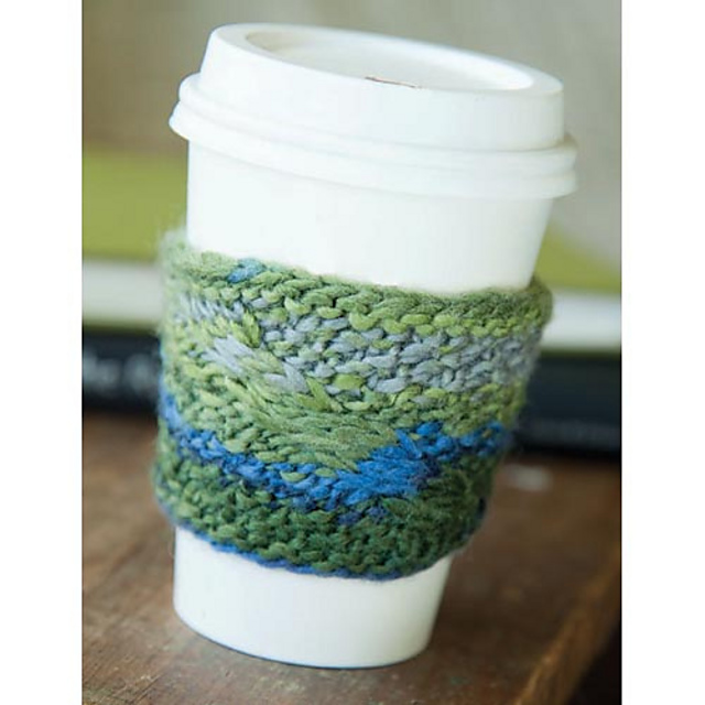 Leaning Cable Cup Cozy