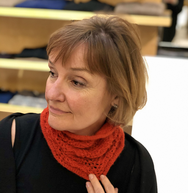 Leslie Neckwarmer