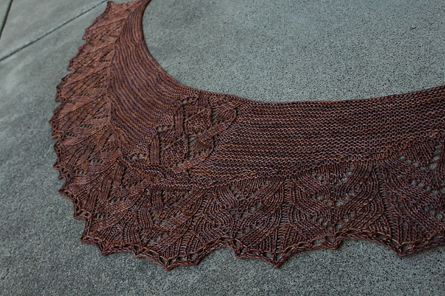 Woodland Crescent Shawlette