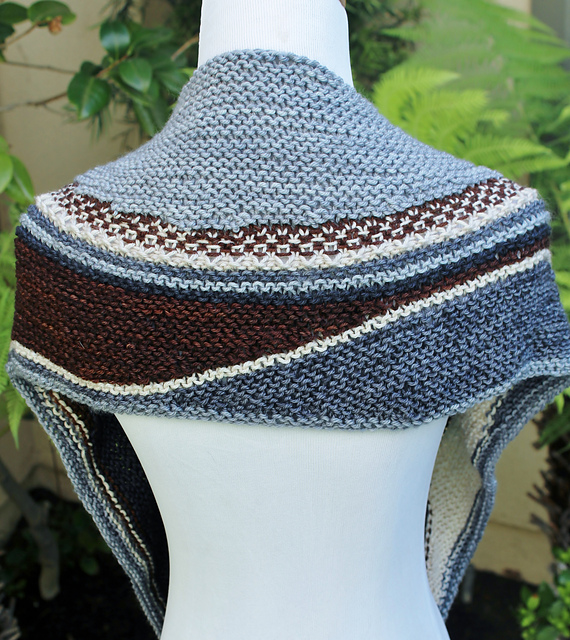 Rusty Bucket Shawlette