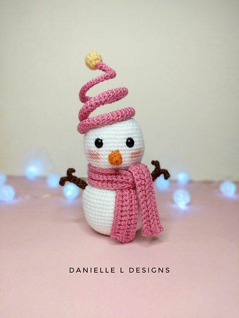 Snowman amigurumi
