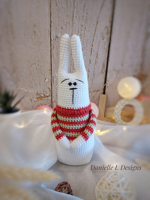 Bonny the Bunny amigurumi