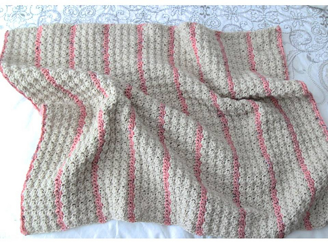 Pretty & Cozy Blanket