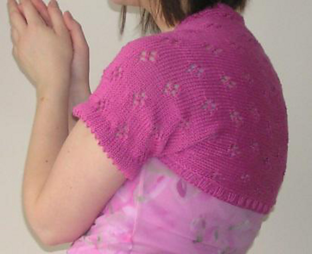 Pinky Summer Shrug