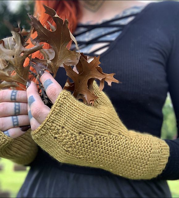 Ember Mitts