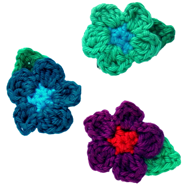 Ravelry easy flower applique pattern by WithLoveFeli