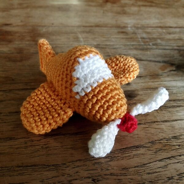 Amigurumi plane / airplane with propeller