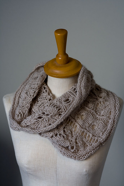 Shelagh Cowl