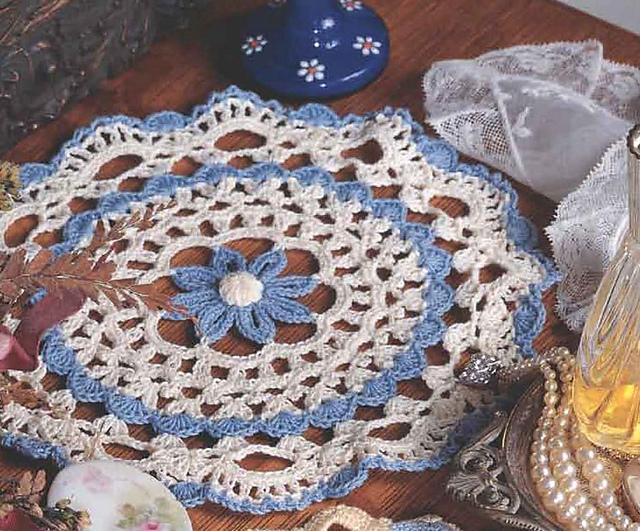 Cornflower & Cream Doily