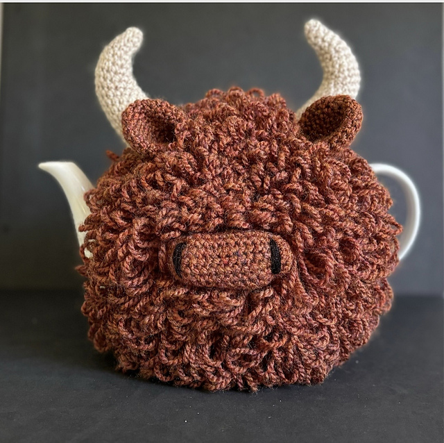 Highland Cow Teacosy