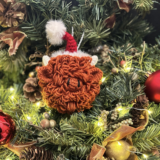 Highland Cow Xmas Bauble