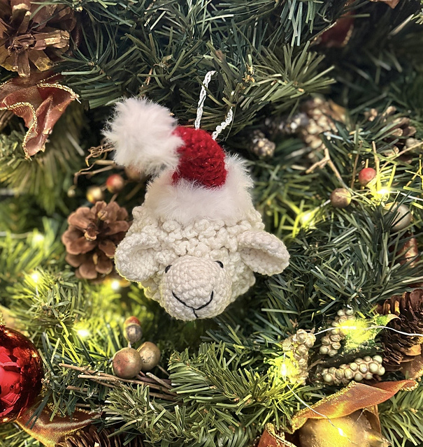 Sheep Xmas Bauble