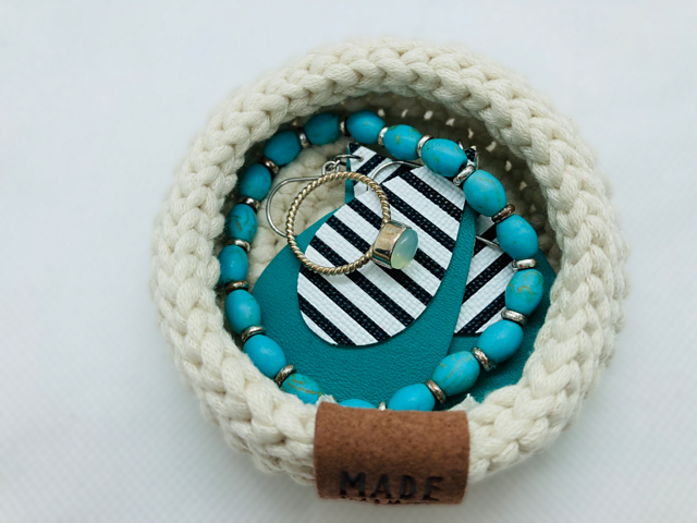 The Mini Basket