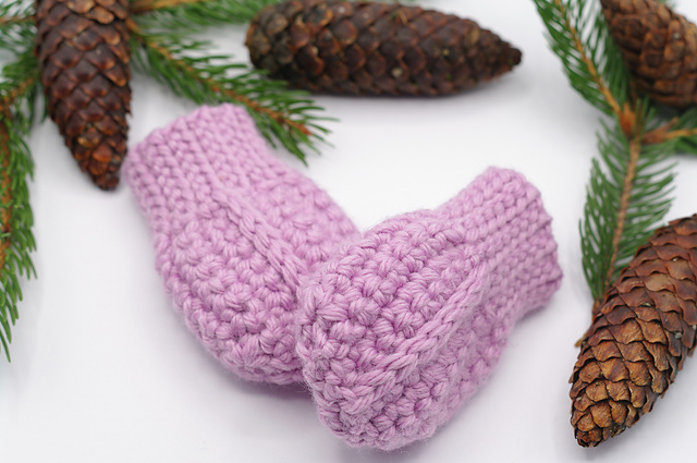 The Meadow Baby Mittens