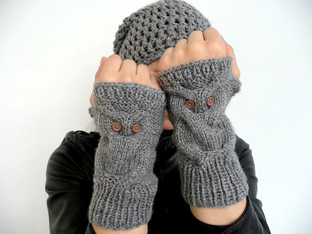 Fingerless Gloves - Owl Design - No.101E