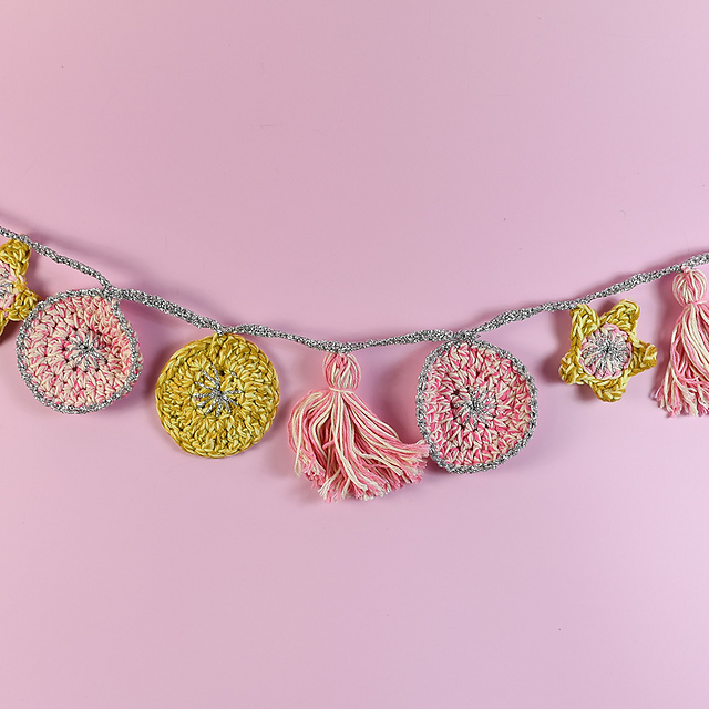 Theia Bunting