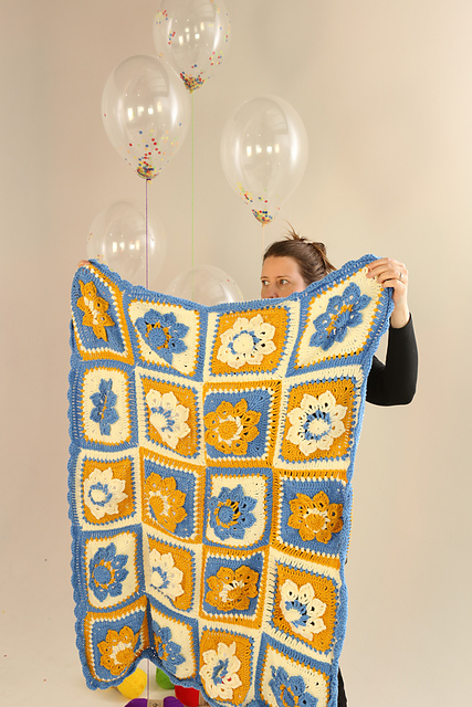 Forget Me Not Throw - 7072