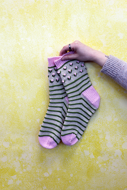 Rosebud Socks - 7239