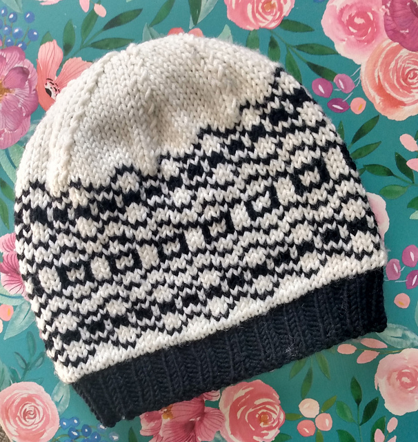 Checkered Waves Beanie