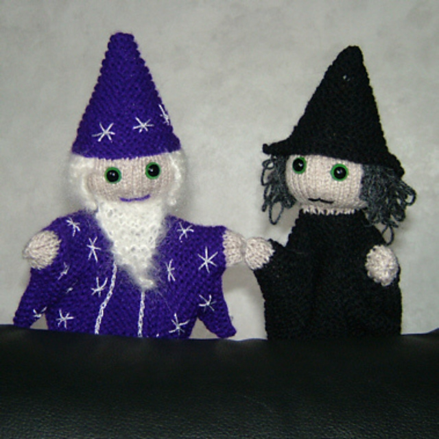 Glove Puppets: Witch & Wizard