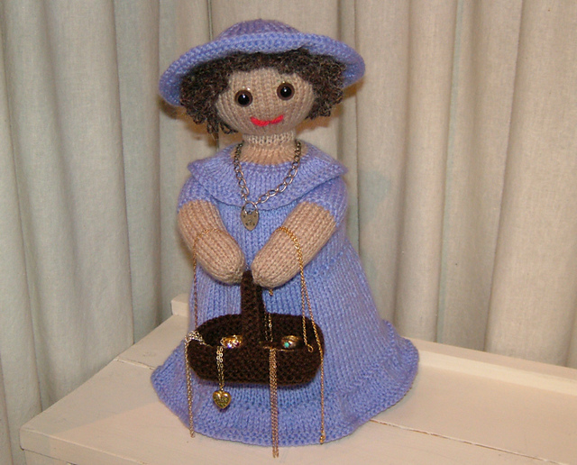 Storage Doll: The Pretty Lady