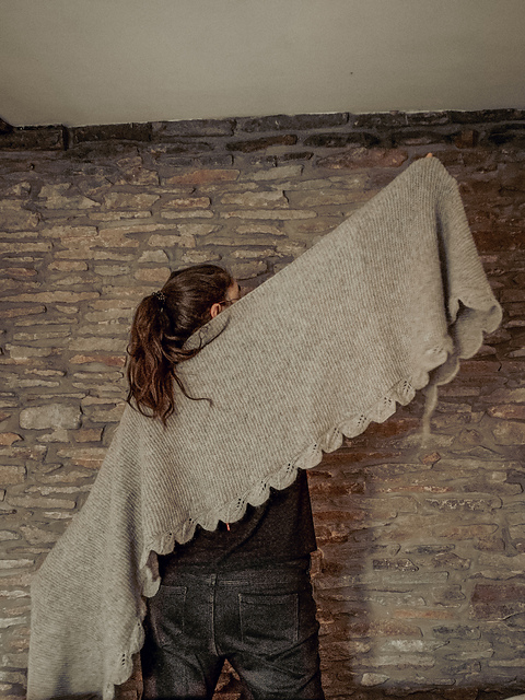 Beira Shawl