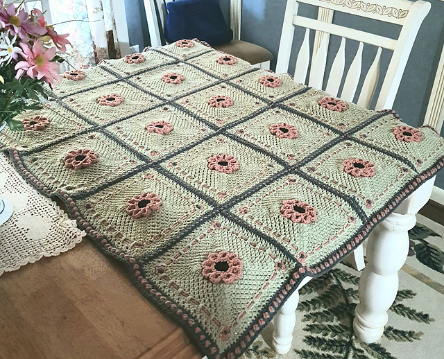 Emily's Garden Design Blanket
