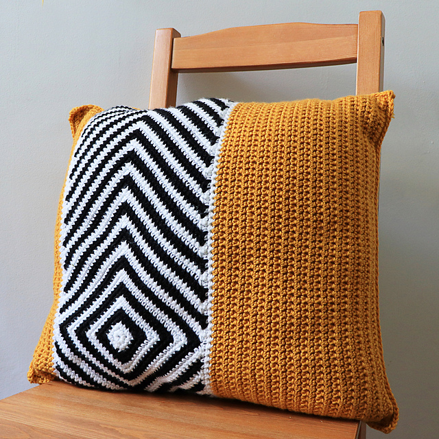 Sargasso Cushion