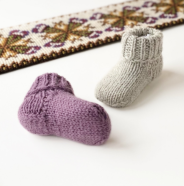 Ravelry Baby Socks Erso pattern by wooloks