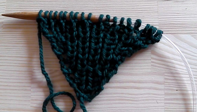 Rippen Dreieckstuch | Ribbed Shawl