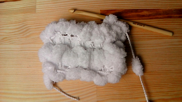 Pompon-Schal