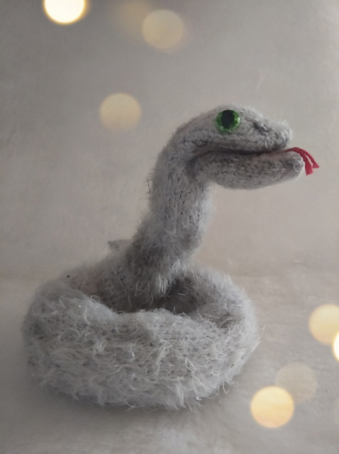 Snake toy