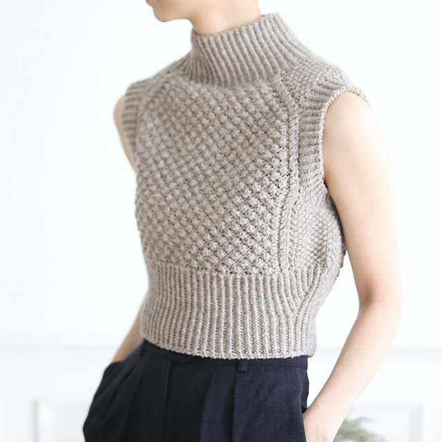 Ravelry: Chouquettes Slipover pattern by Rui Yamamuro